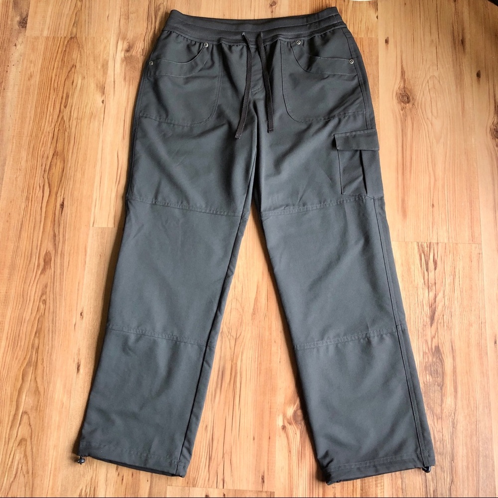 NEW ST. JOHN’S BAY Active Hiking Pants Gray Petite XS Women’s NWOT